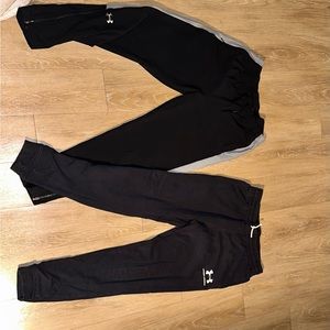 Under armor sweatpants